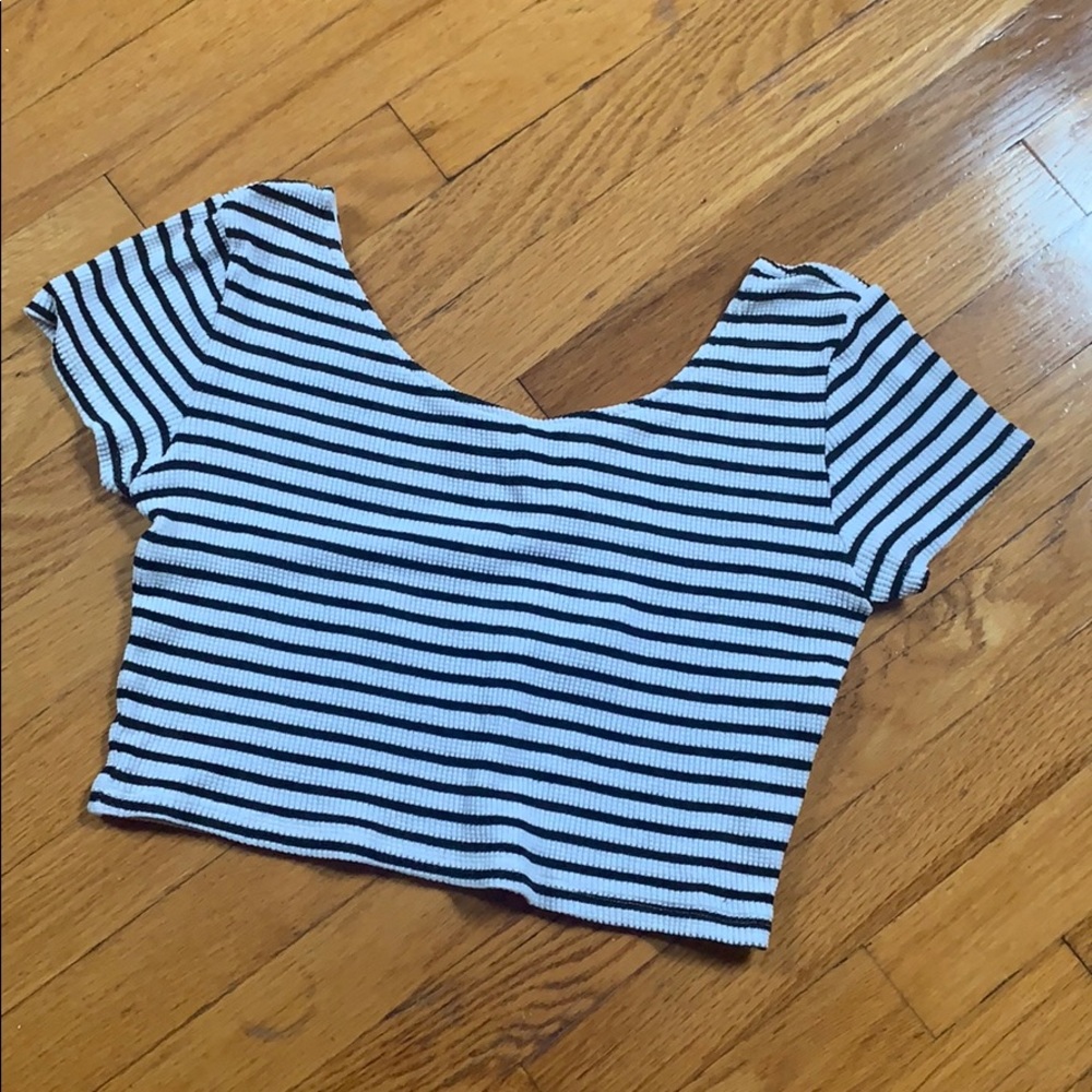 H&M Striped Crop Top